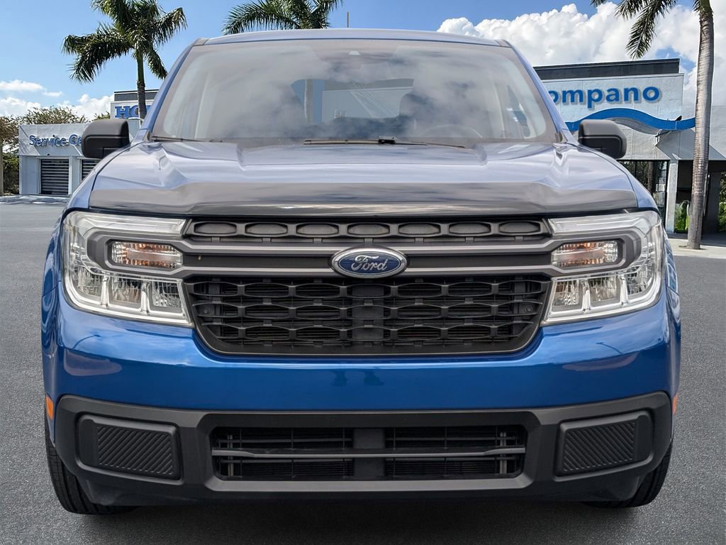 Used 2023 Ford Maverick XLT image 2