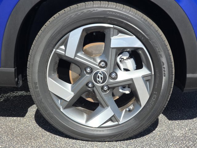 Certified 2024 Hyundai Venue SEL FWD image 23