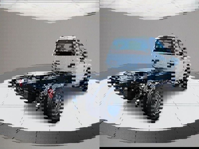 New 2025 Ford F350 XL w/ XL Chrome Package image 4