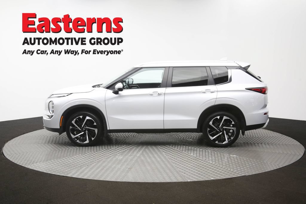 Used 2024 Mitsubishi Outlander SE AWD/4WD image 59