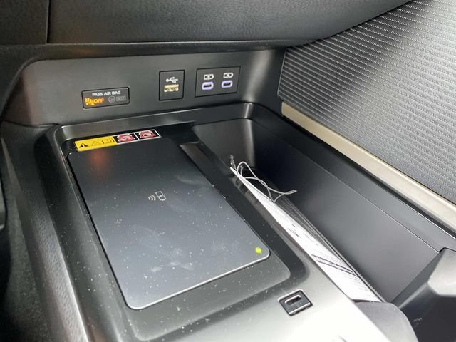 New 2026 Toyota Camry SE FWD image 9