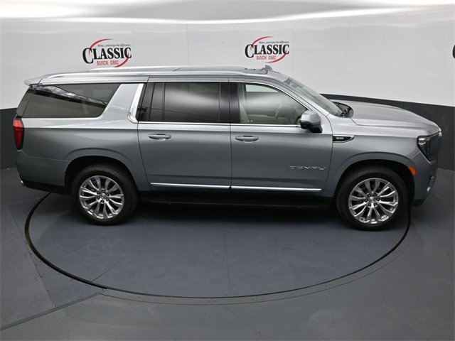 Used 2023 GMC Yukon XL Denali image 21