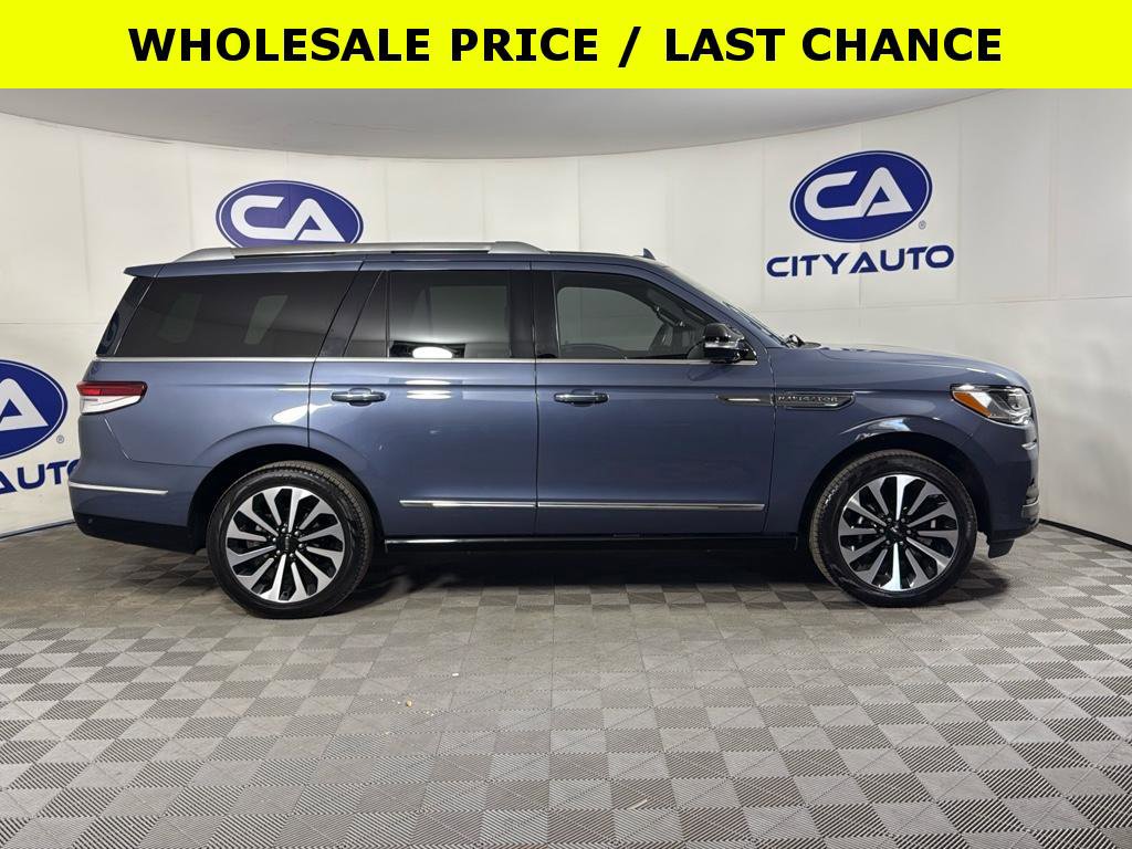Used 2023 Lincoln Navigator Reserve