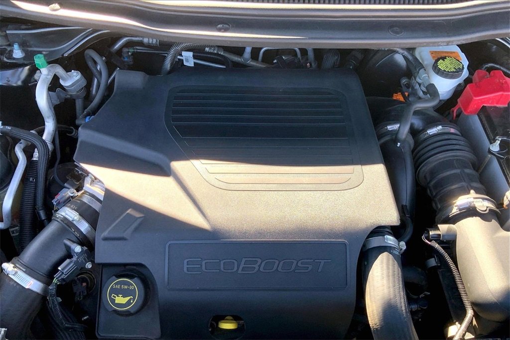 Used 2018 Ford Explorer Platinum image 29