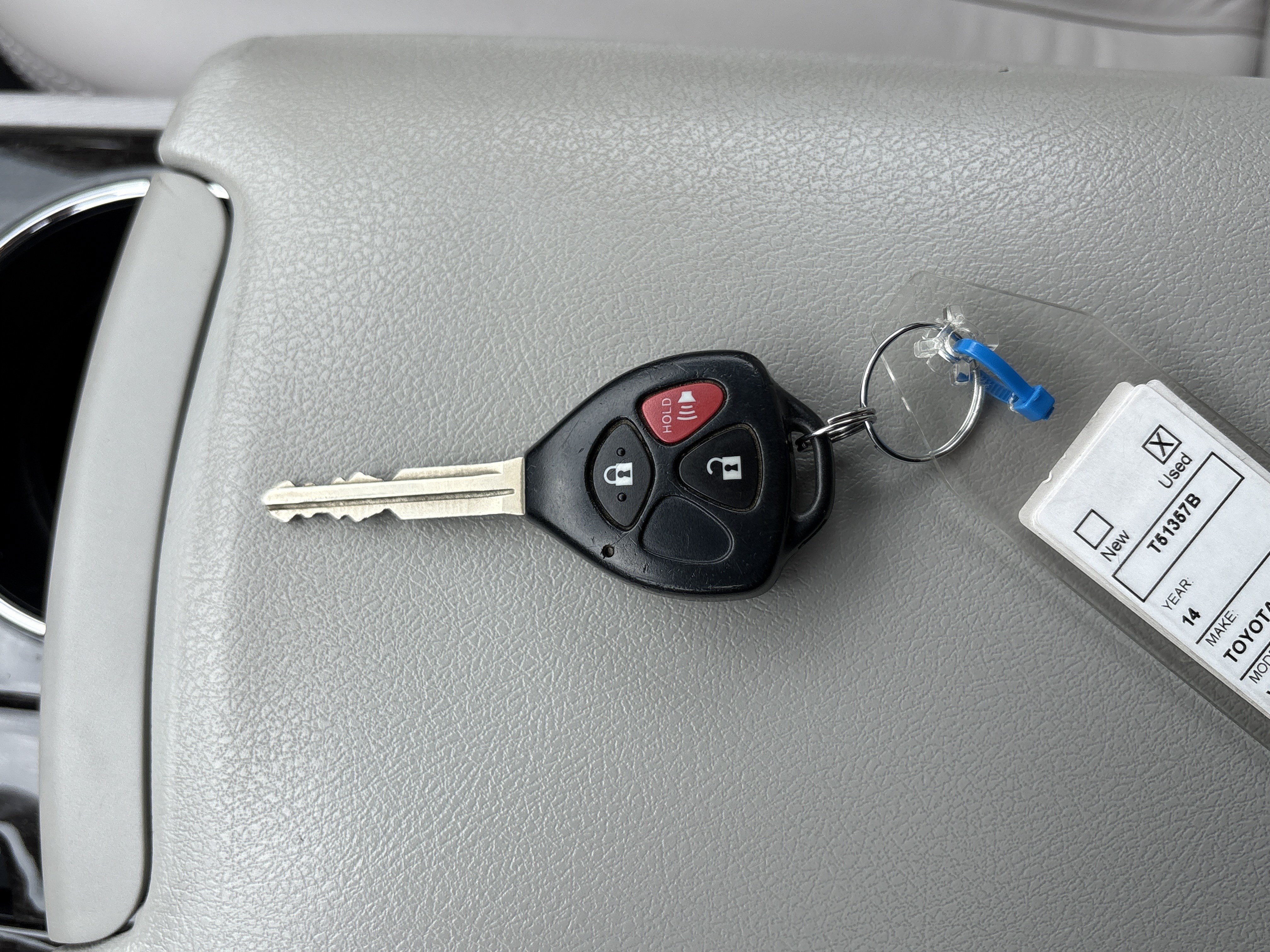 Used 2014 Toyota Venza LE FWD image 35