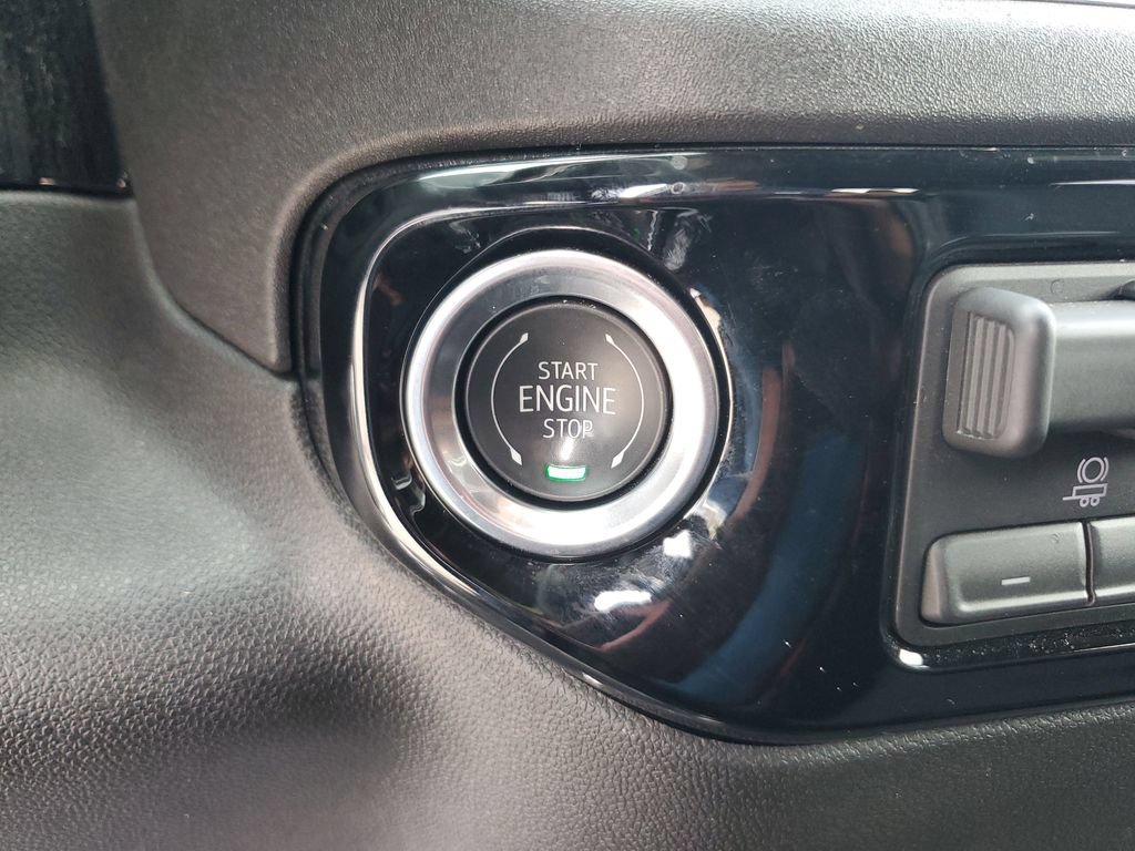 Used 2026 Chevrolet Silverado 1500 LT RWD image 29