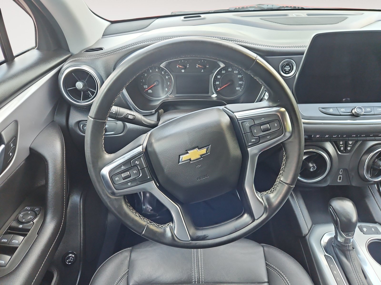 Used 2024 Chevrolet Blazer LT AWD/4WD image 12