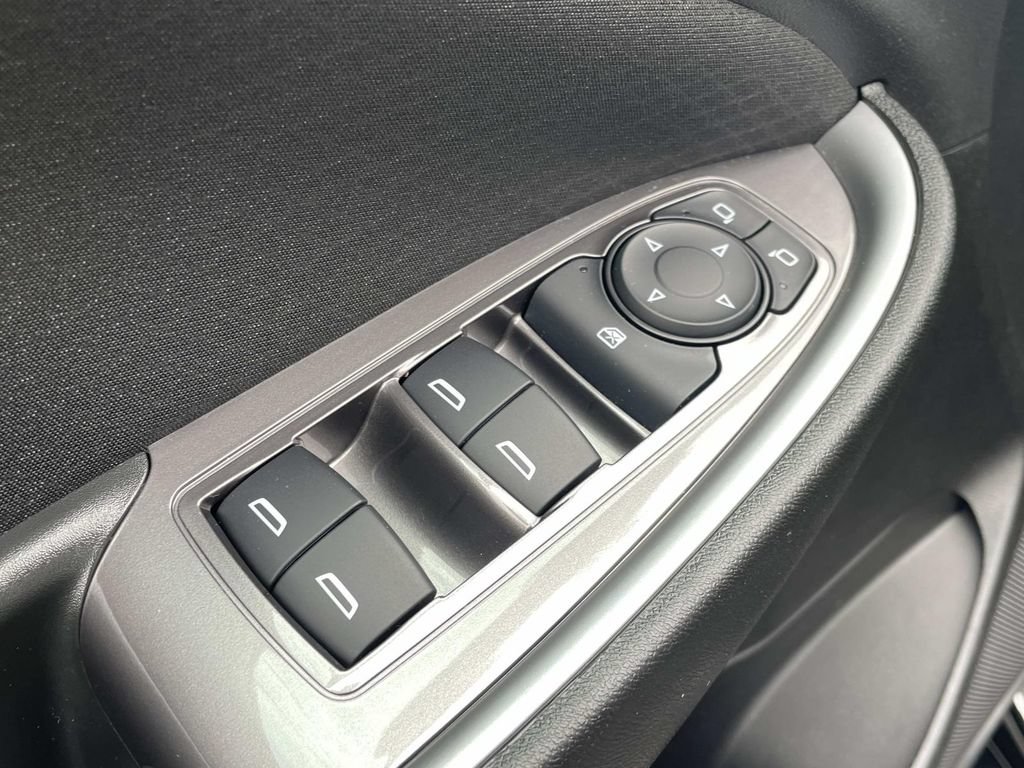 Used 2023 Chevrolet Malibu LS FWD image 15