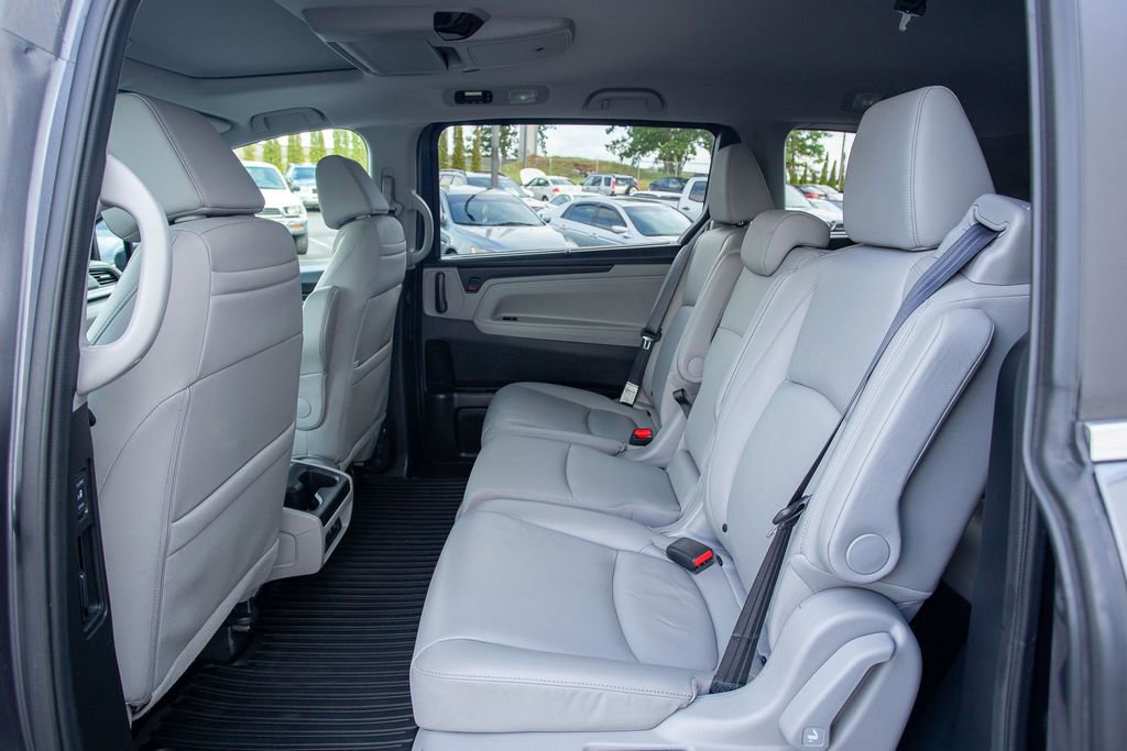 Used 2018 Honda Odyssey Touring image 18