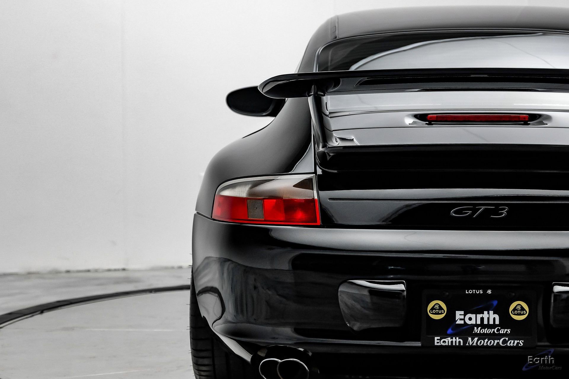 Used 2004 Porsche 911 GT3 RWD image 13