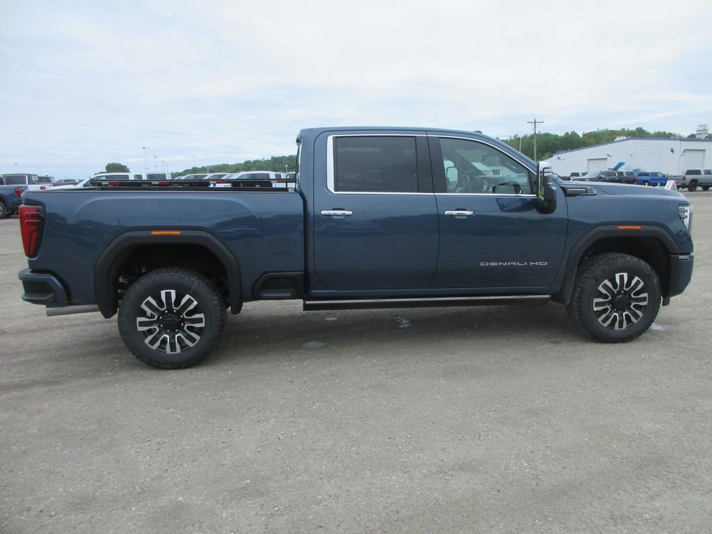 New 2026 GMC Sierra 2500 Denali Ultimate w/ Max Trailering Package AWD/4WD image 3