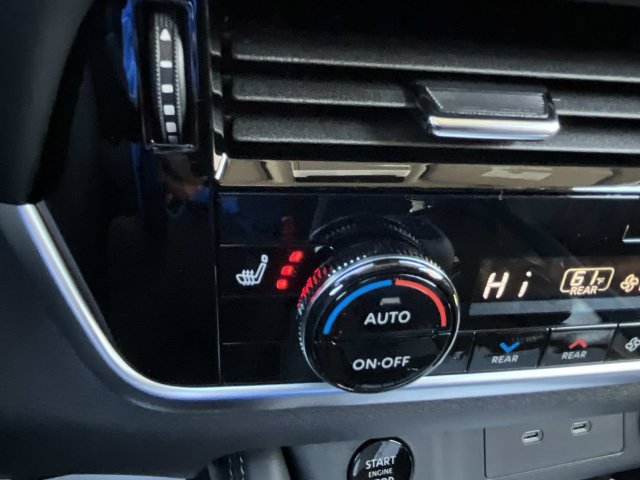 New 2026 Nissan Rogue Platinum w/ Platinum Premium Package AWD/4WD image 33