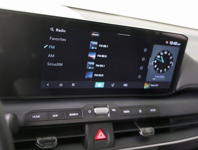 New 2026 Kia K4 LXS image 17