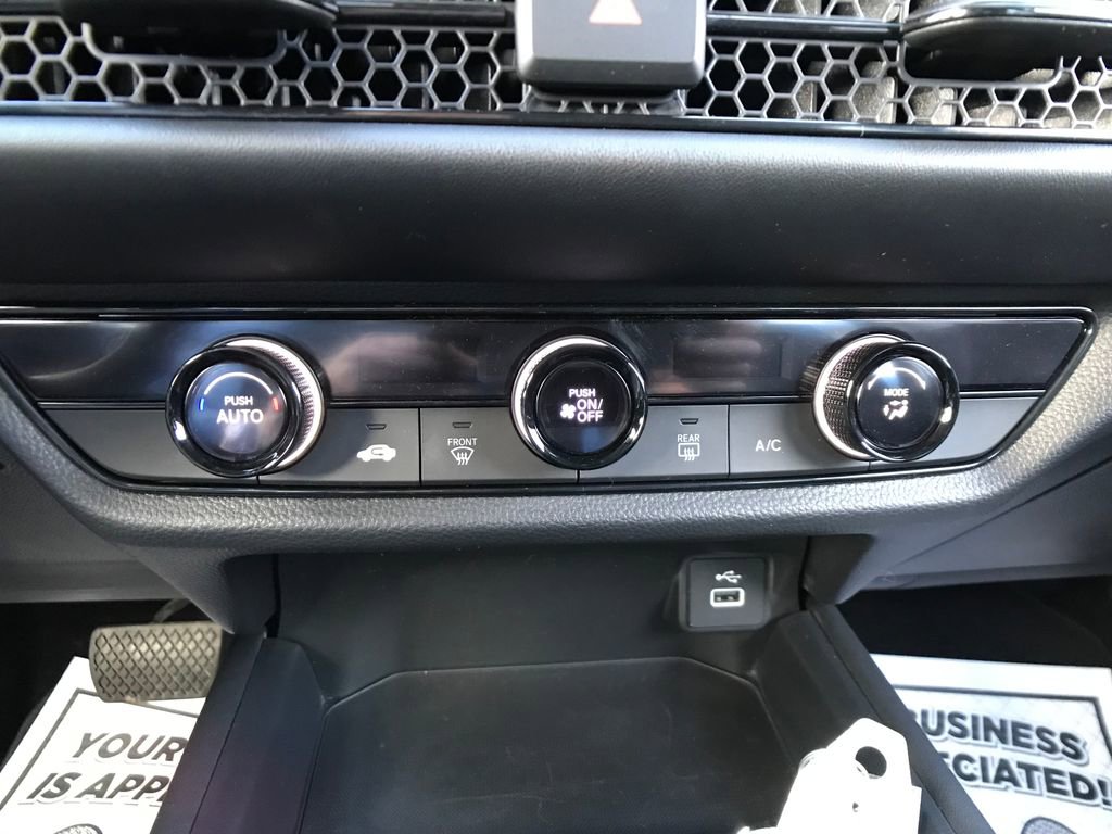 Certified 2023 Honda HR-V LX image 24