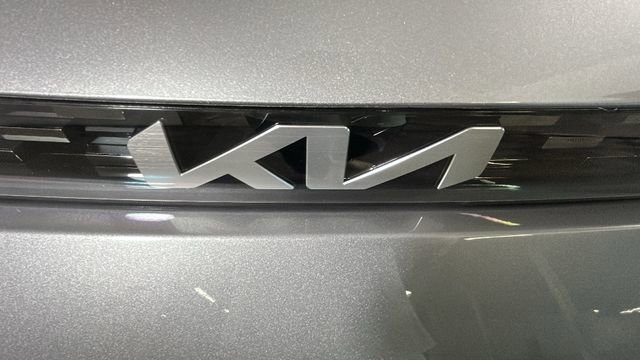 Used 2024 Kia Soul LX w/ Option Group 015 FWD image 9