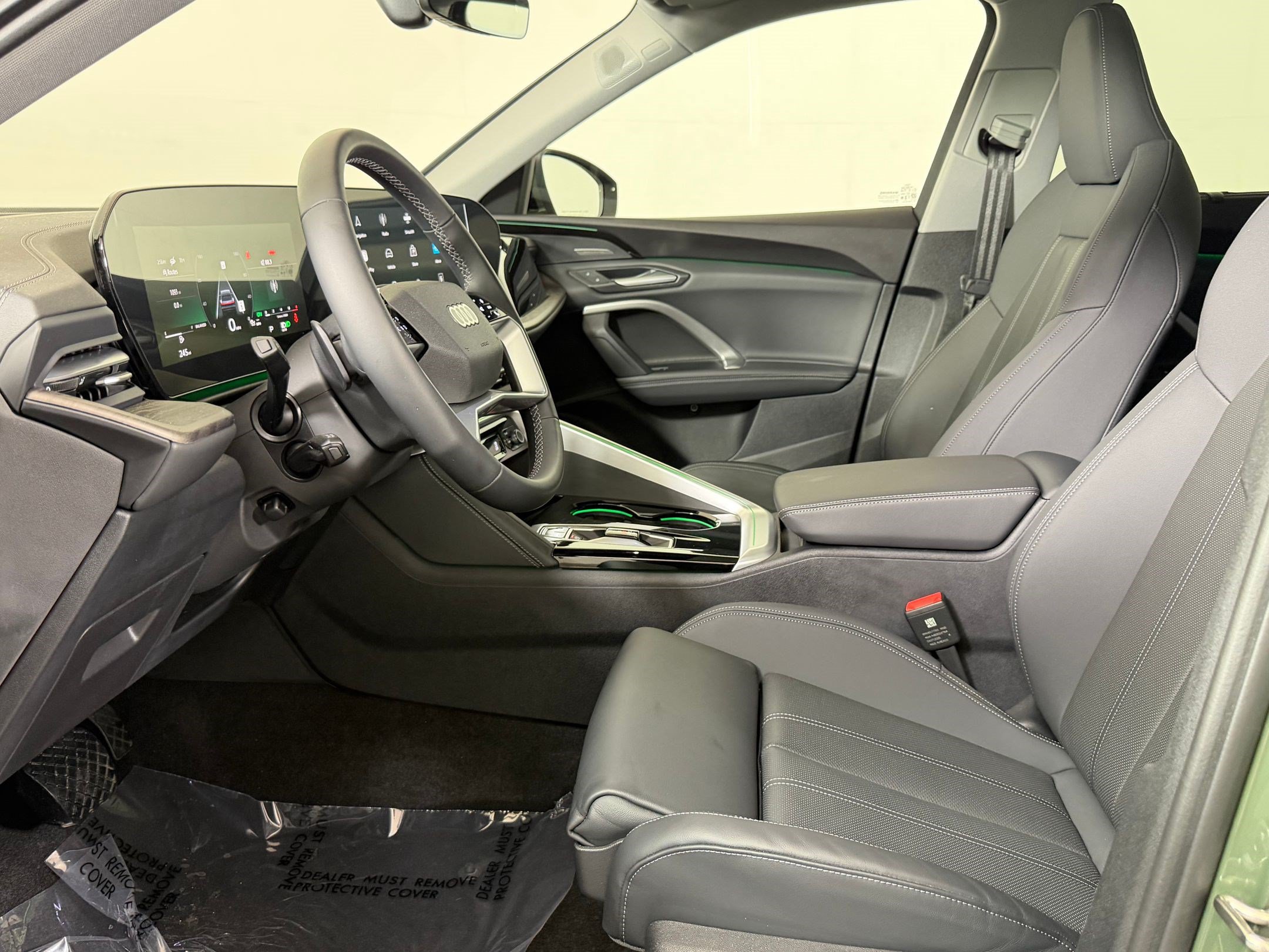 Used 2025 Audi Q5 Premium Plus w/ Premium Plus AWD/4WD image 5