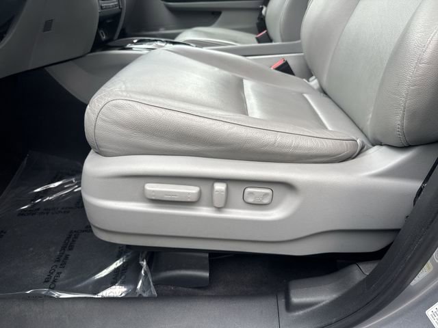 Used 2016 Honda Pilot Touring image 28