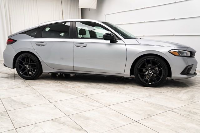 Used 2024 Honda Civic Sport image 2