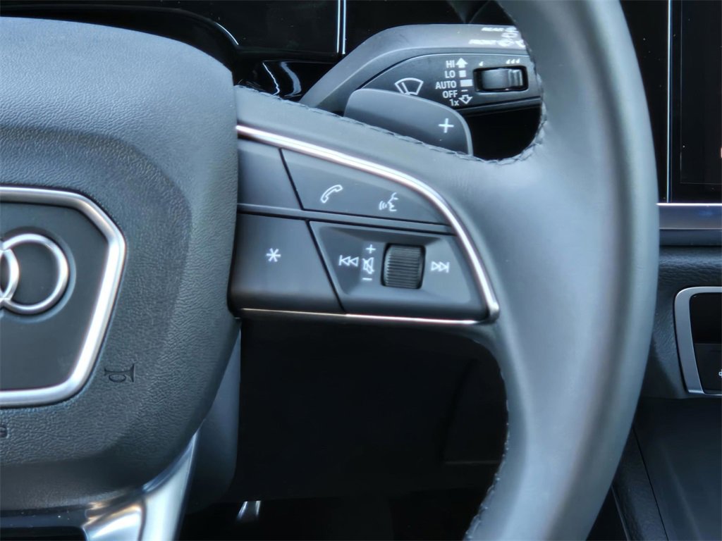 New 2025 Audi Q3 2.0T Premium image 16