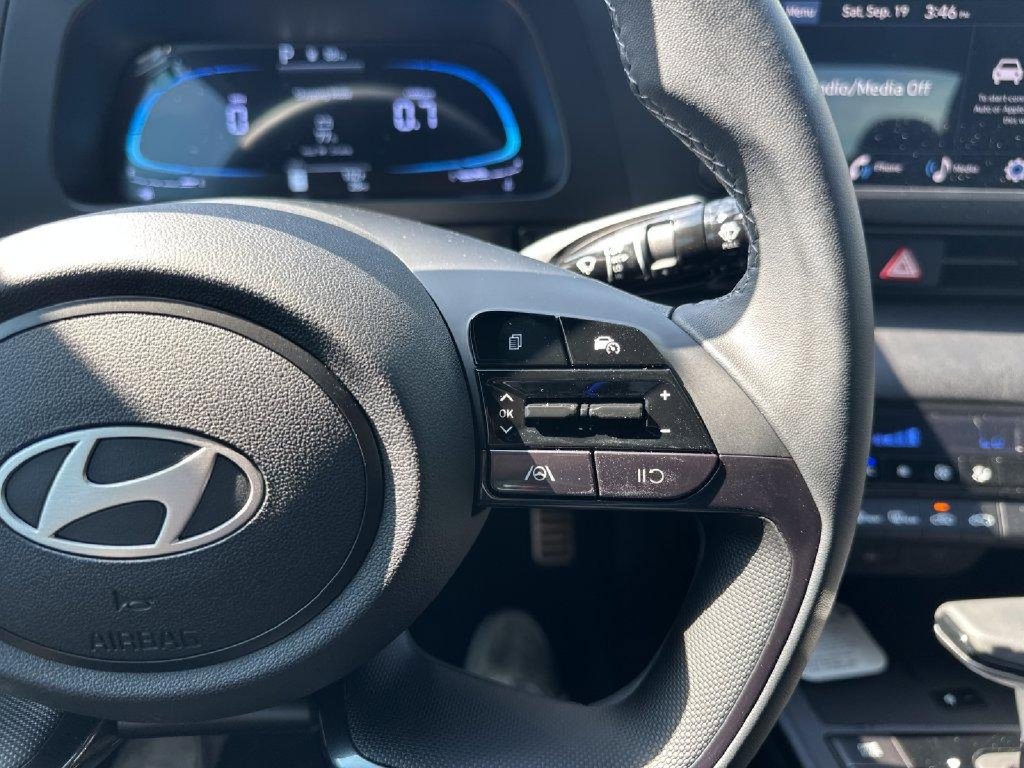 New 2026 Hyundai Elantra SEL Sport FWD image 11