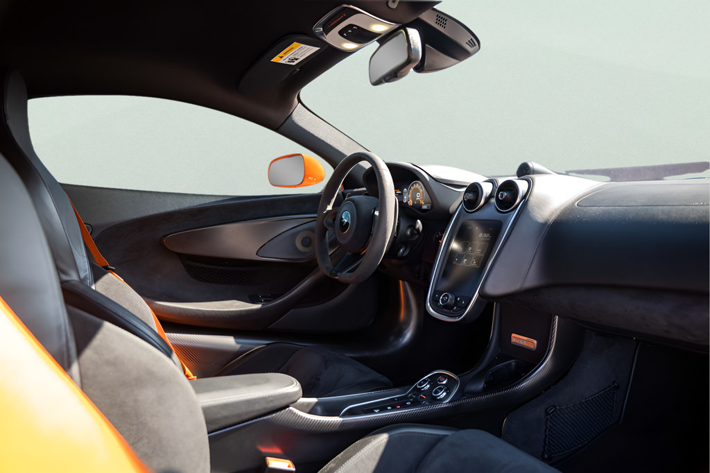 Used 2019 McLaren 600LT RWD image 40