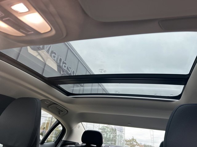 Certified 2023 Volvo S60 B5 Plus w/ Climate Package image 28