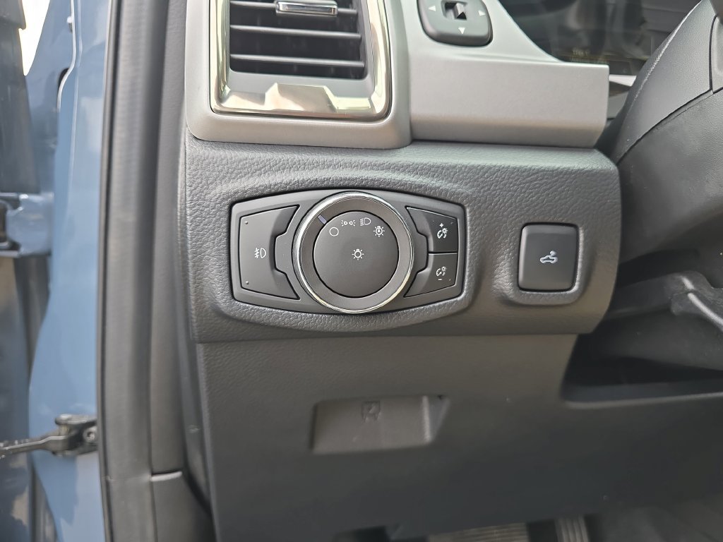 Used 2023 Ford Ranger XLT w/ Equipment Group 302A High AWD/4WD image 29