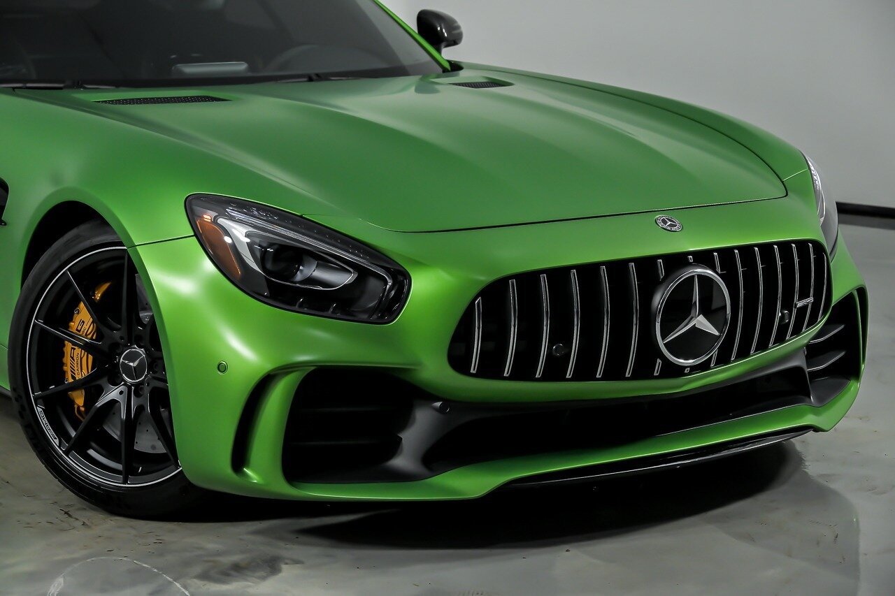 Used 2018 Mercedes-Benz AMG GT R image 3