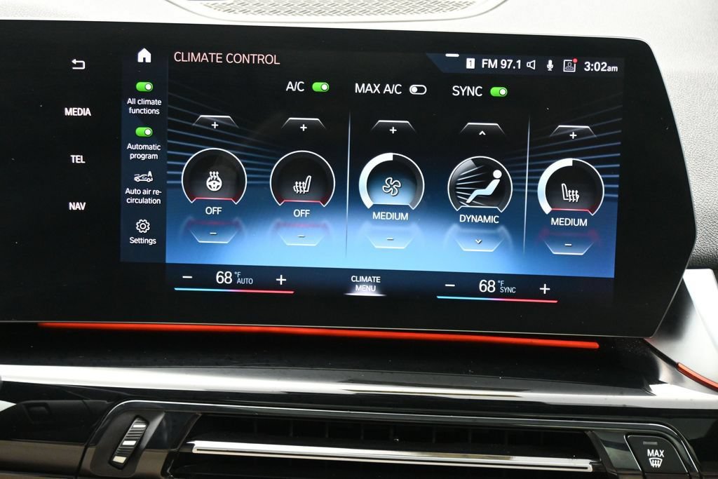 Used 2023 BMW X1 xDrive28i AWD/4WD image 19