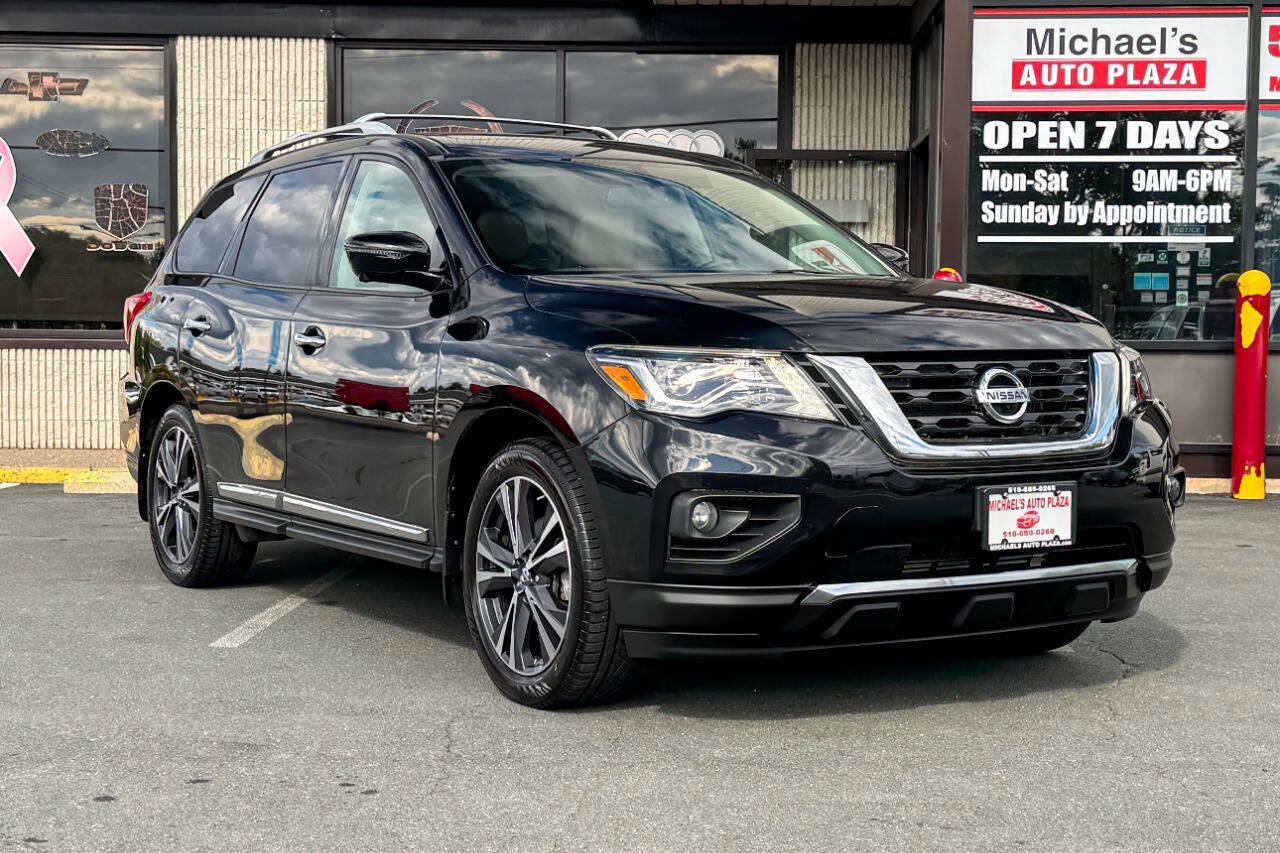 Used 2017 Nissan Pathfinder Platinum