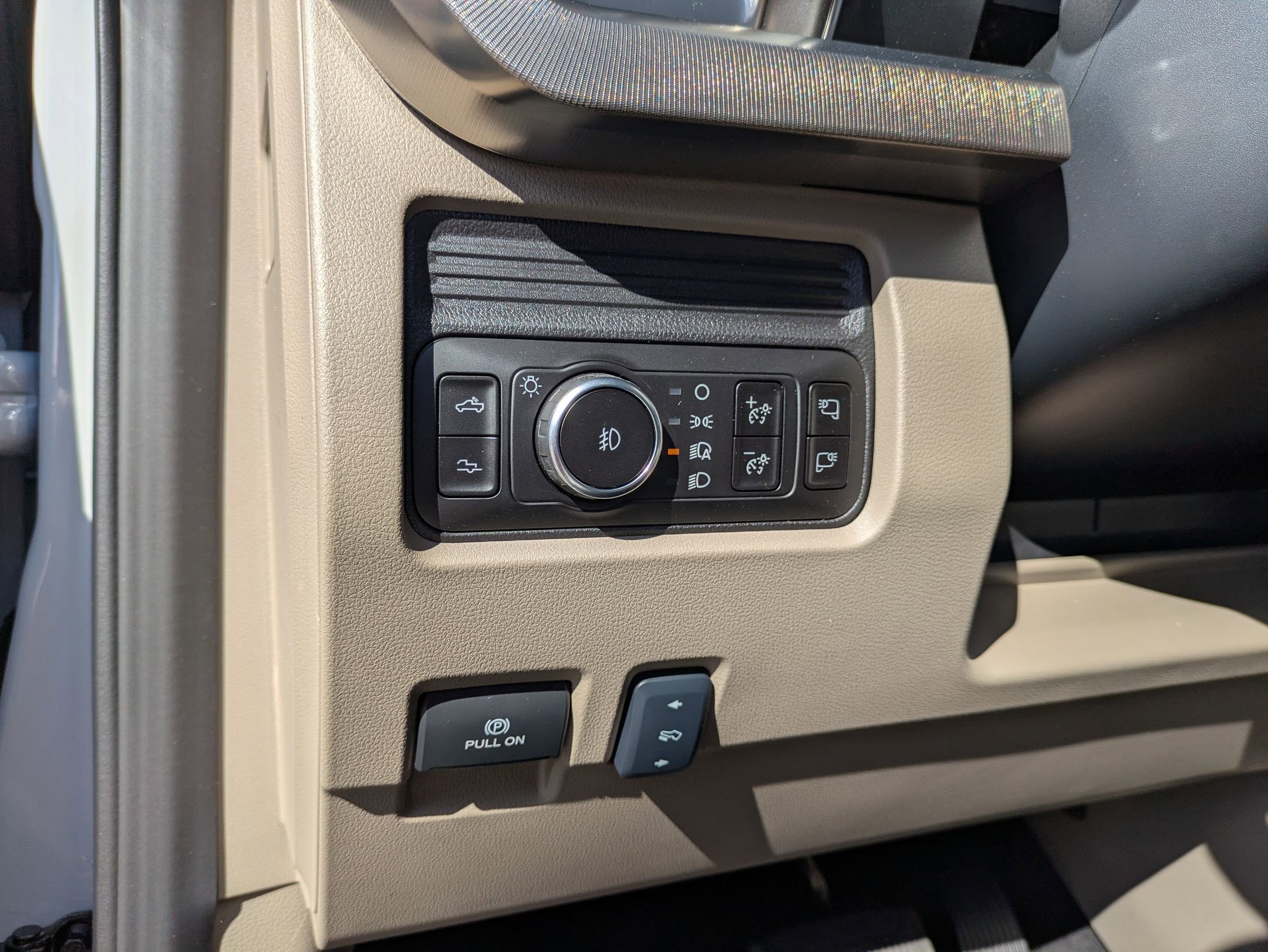 New 2026 Ford F250 Platinum w/ Platinum Plus Package image 18