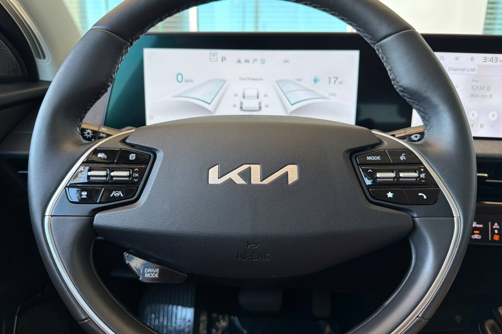 Used 2024 Kia EV6 Wind w/ Wind Technology Package AWD/4WD image 26
