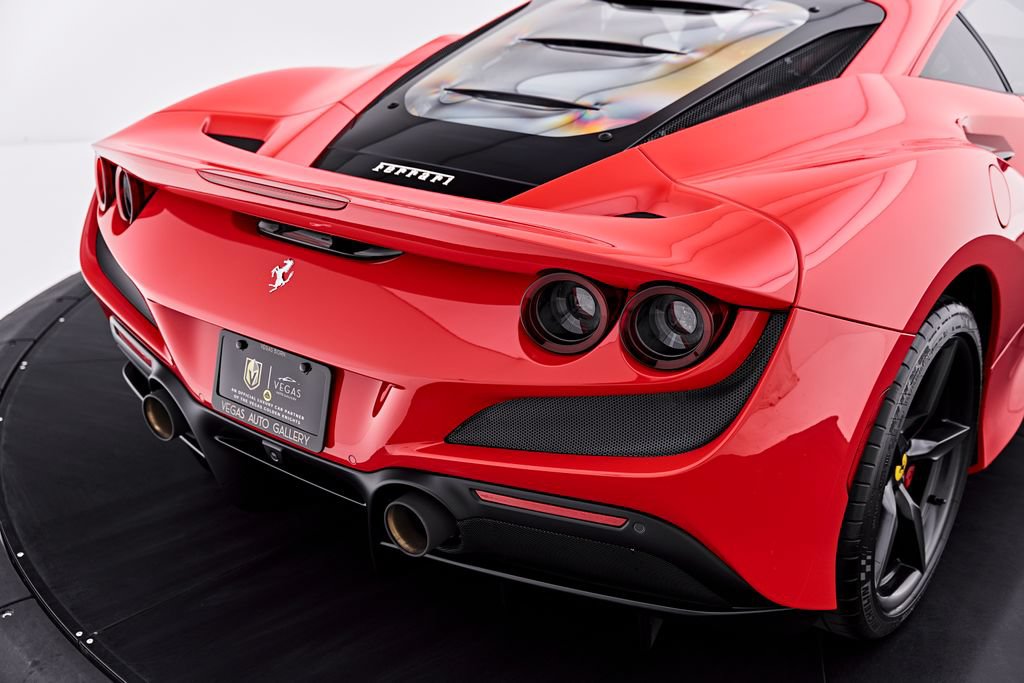 Used 2020 Ferrari F8 Tributo RWD image 31