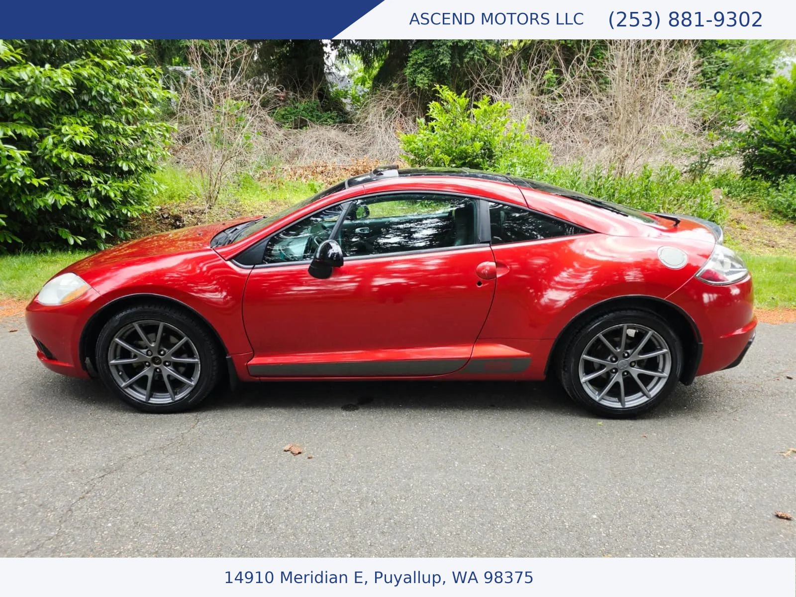 Used 2012 Mitsubishi Eclipse FWD image 2