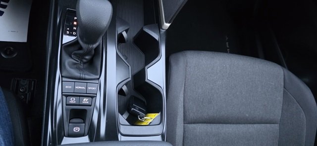 Used 2025 Toyota Camry LE image 23