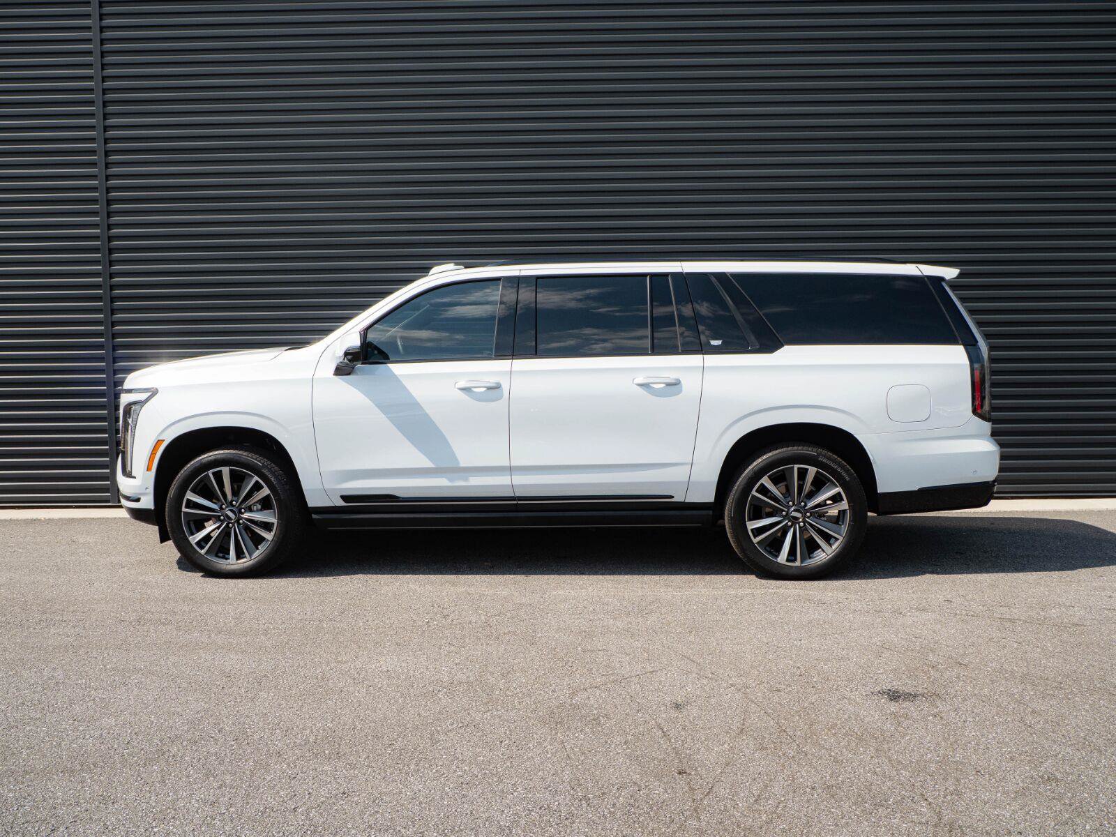 Used 2026 Cadillac Escalade ESV Sport w/ Touring Package AWD/4WD image 2