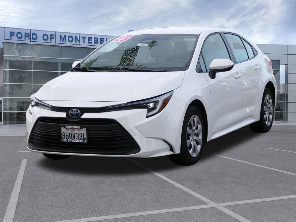 Used 2023 Toyota Corolla LE w/ Carpet Mat Package (TMS) image 7