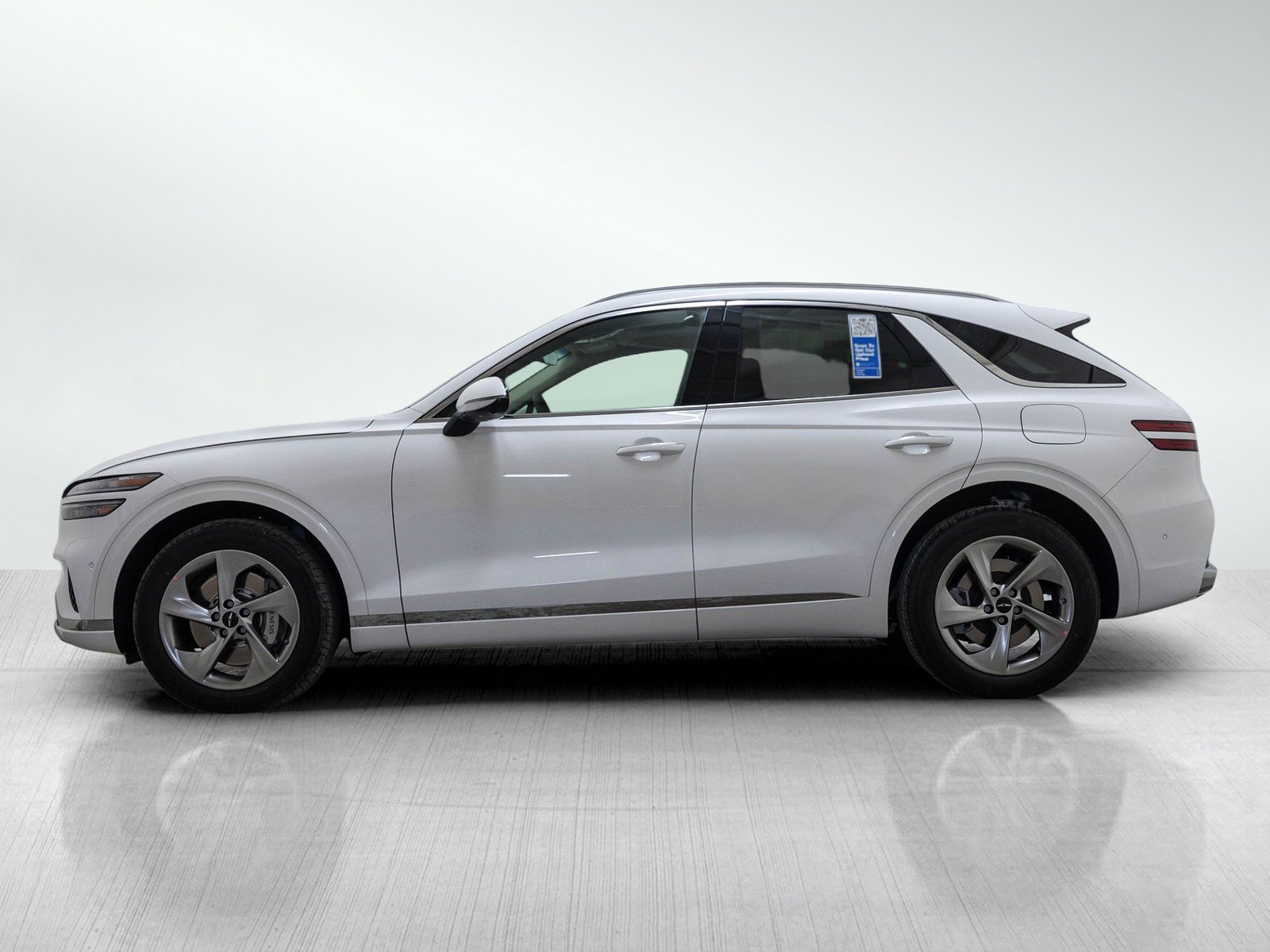Used 2026 Genesis GV70 2.5T Advanced AWD/4WD image 3