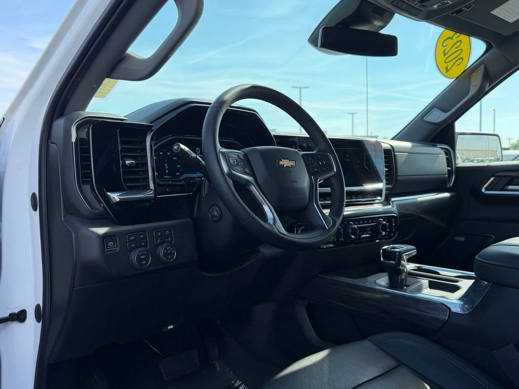 Used 2023 Chevrolet Silverado 1500 LTZ w/ LTZ Convenience Package II image 11