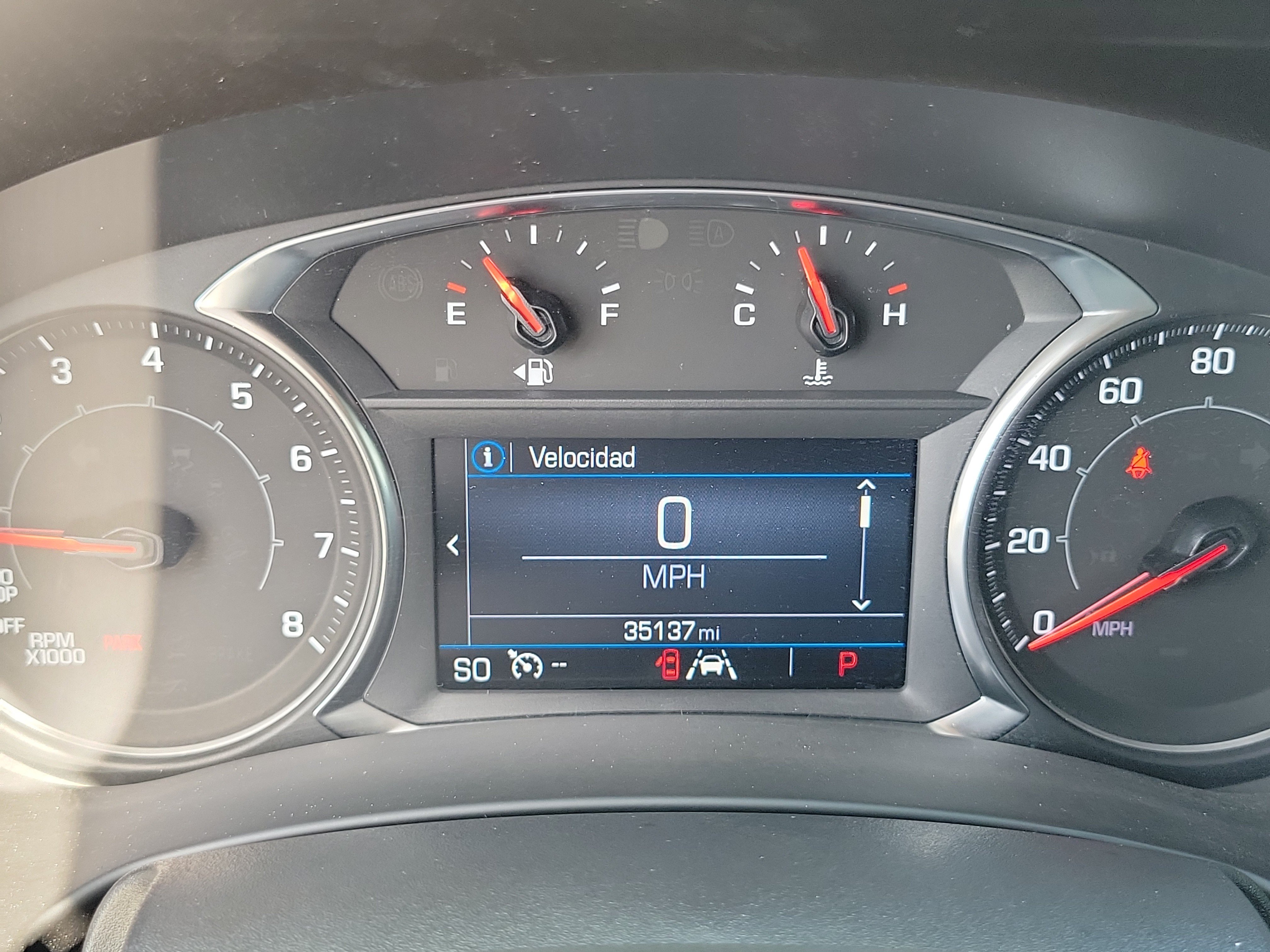 Used 2024 GMC Terrain SLE FWD image 32