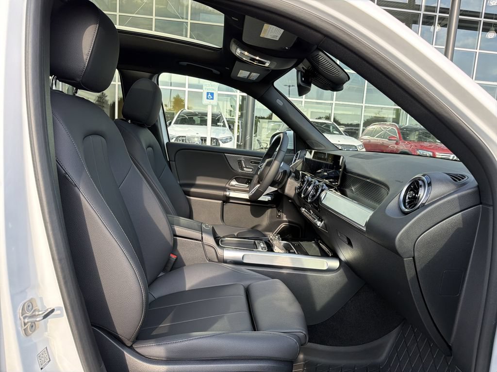 Certified 2026 Mercedes-Benz GLB 250 4MATIC image 24