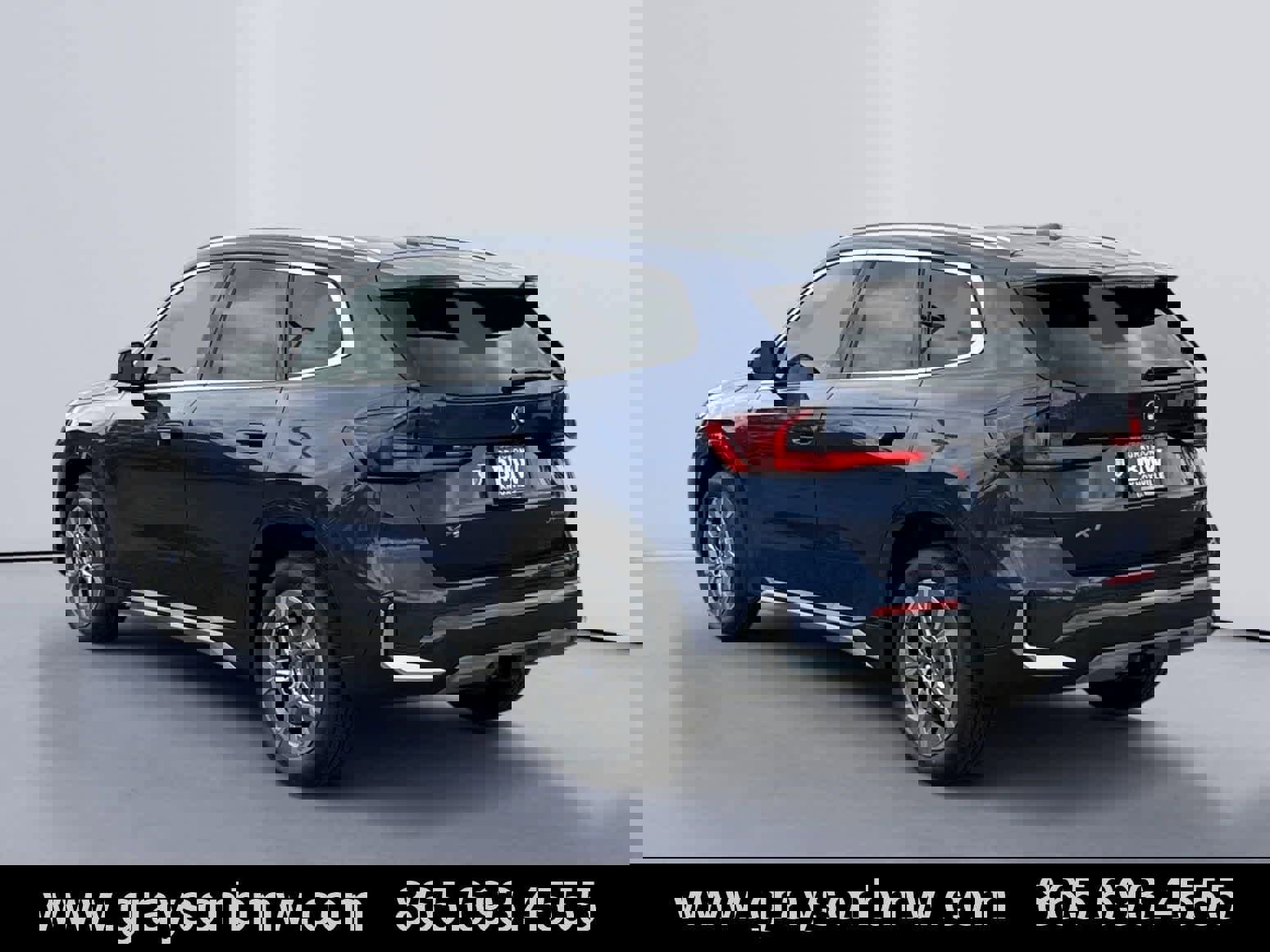 Used 2025 BMW X1 xDrive28i w/ Premium Package image 5