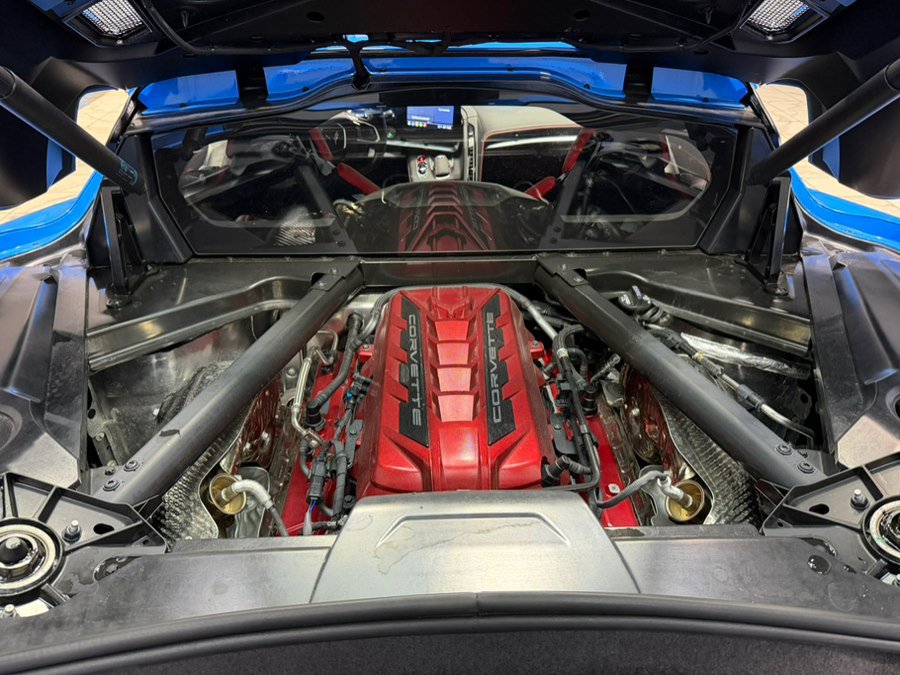 Used 2023 Chevrolet Corvette Stingray Premium Cpe w/ Z51 Performance Package RWD image 31