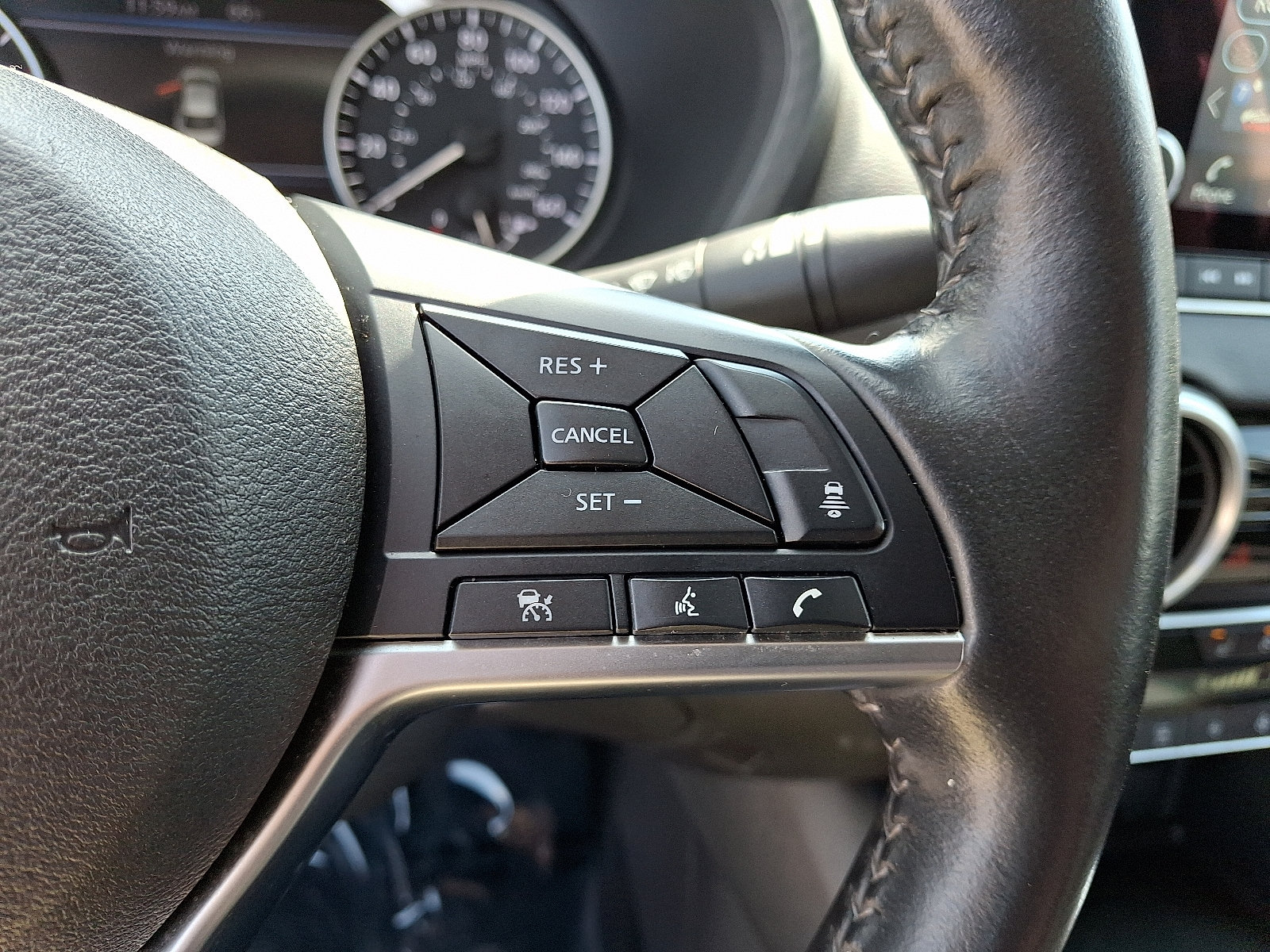 Used 2025 Nissan Sentra SV w/ All-Weather Package FWD image 21