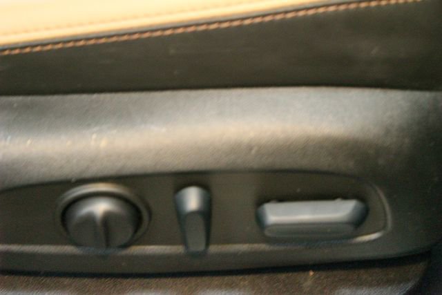 Used 2022 Chevrolet Equinox Premier AWD/4WD image 11