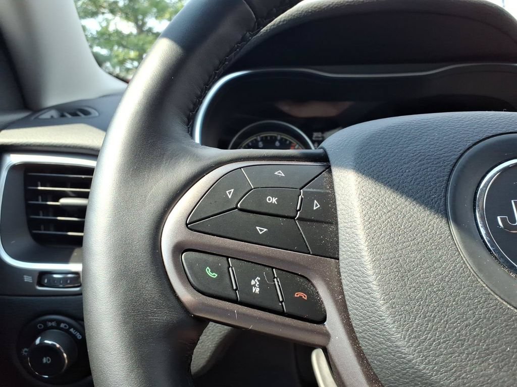Used 2021 Jeep Cherokee Latitude Lux w/ Comfort/Convenience Group AWD/4WD image 15