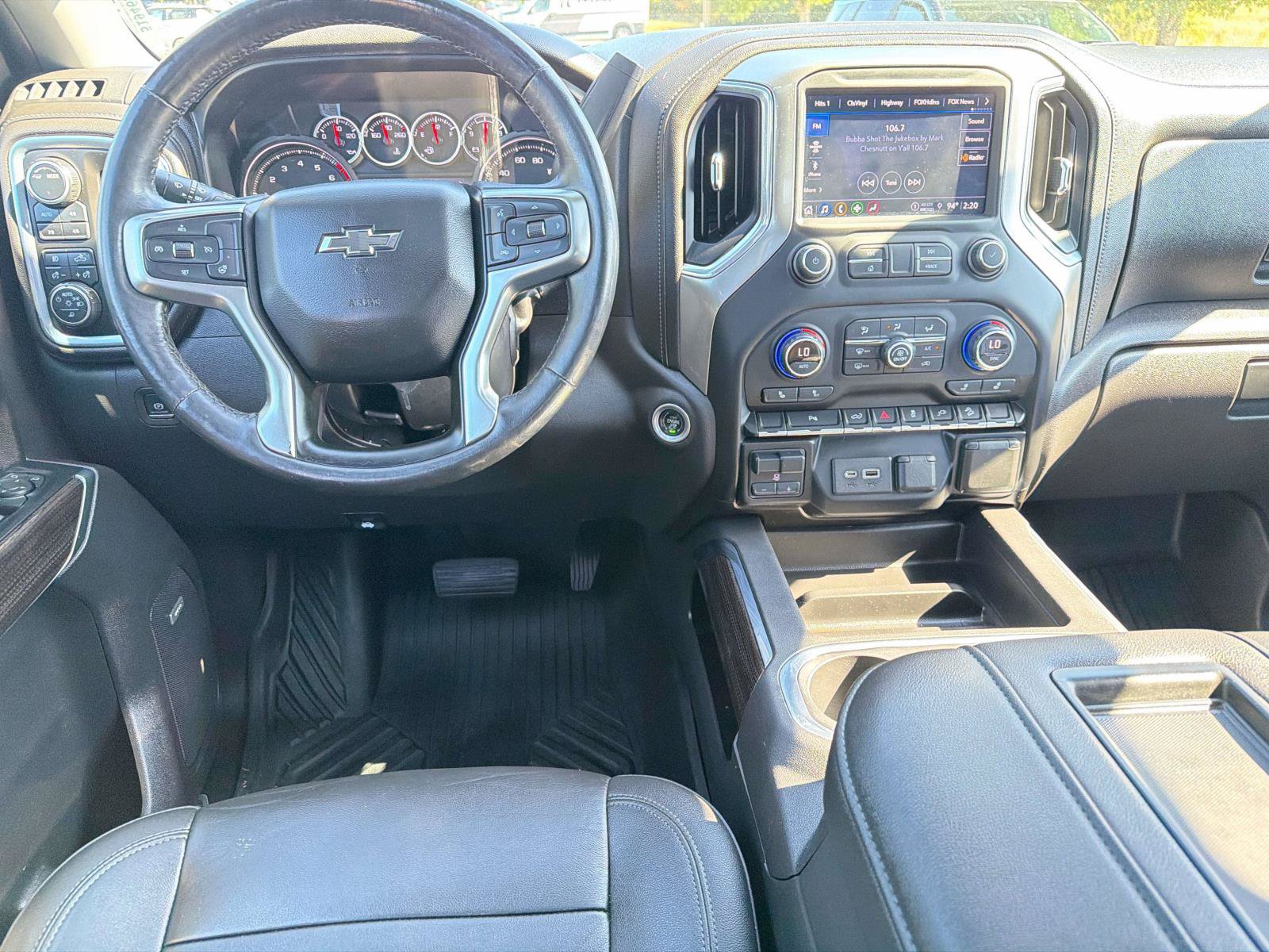 Used 2021 Chevrolet Silverado 1500 LT Trail Boss w/ LT Trail Boss Premium Package AWD/4WD image 17