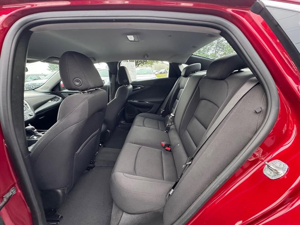 Used 2021 Chevrolet Malibu RS FWD image 11