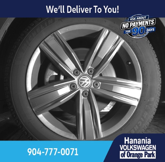 Used 2020 Volkswagen Tiguan SEL FWD image 26