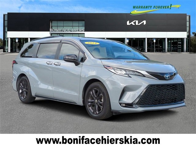Used 2024 Toyota Sienna XSE